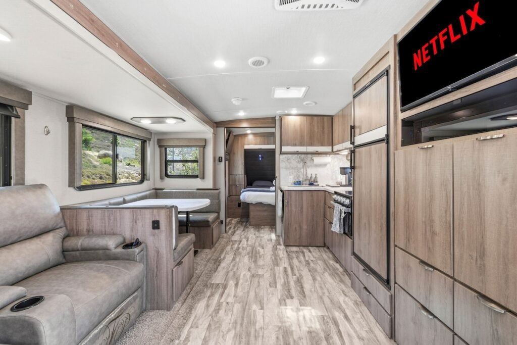 Avocado Escape — Hot Tub + Oasis + Casita + RV photo 2