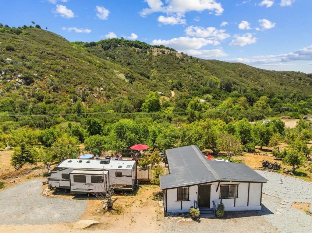 Avocado Escape — Hot Tub + Oasis + Casita + RV photo 16