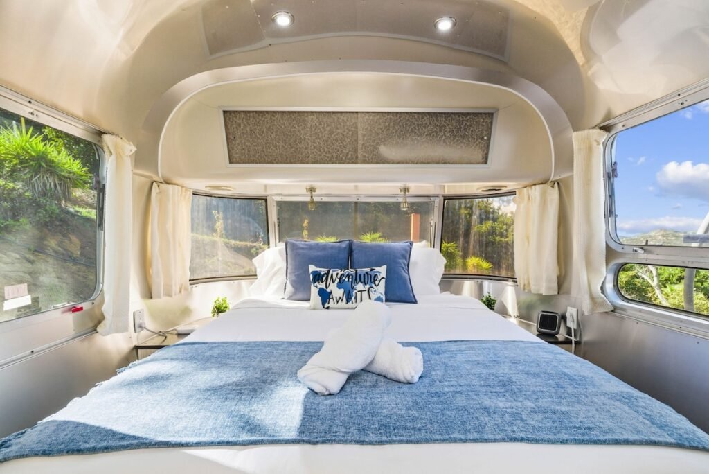 Ultimate Airstream — OMG Views, Hot Tub, Fire Pit photo 5