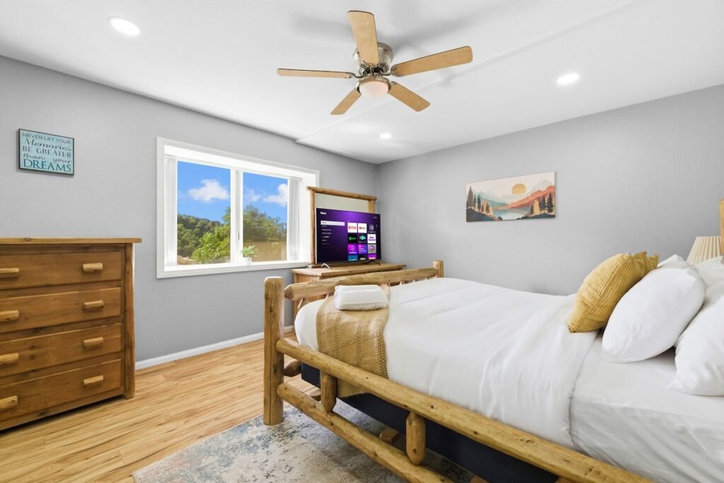 Natures Escape — Game Room, Spa, Sauna, OMG Views! photo 40