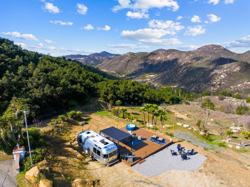 Ultimate Airstream — OMG Views, Hot Tub, Fire Pit photo 43