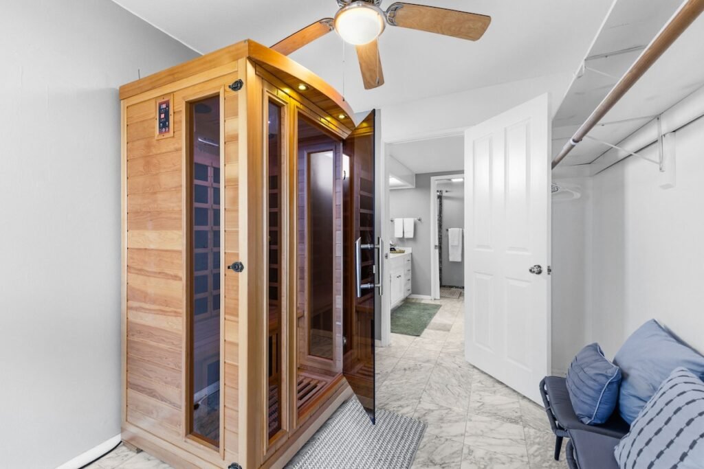 Natures Escape — Game Room, Spa, Sauna, OMG Views! photo 3