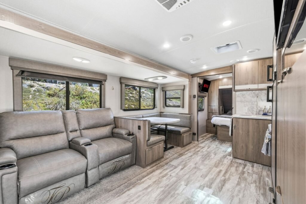 Avocado Escape — Hot Tub + Oasis + Casita + RV photo 6