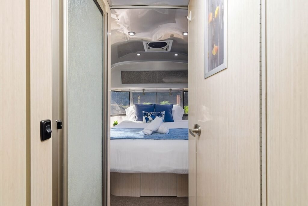Ultimate Airstream — OMG Views, Hot Tub, Fire Pit photo 51