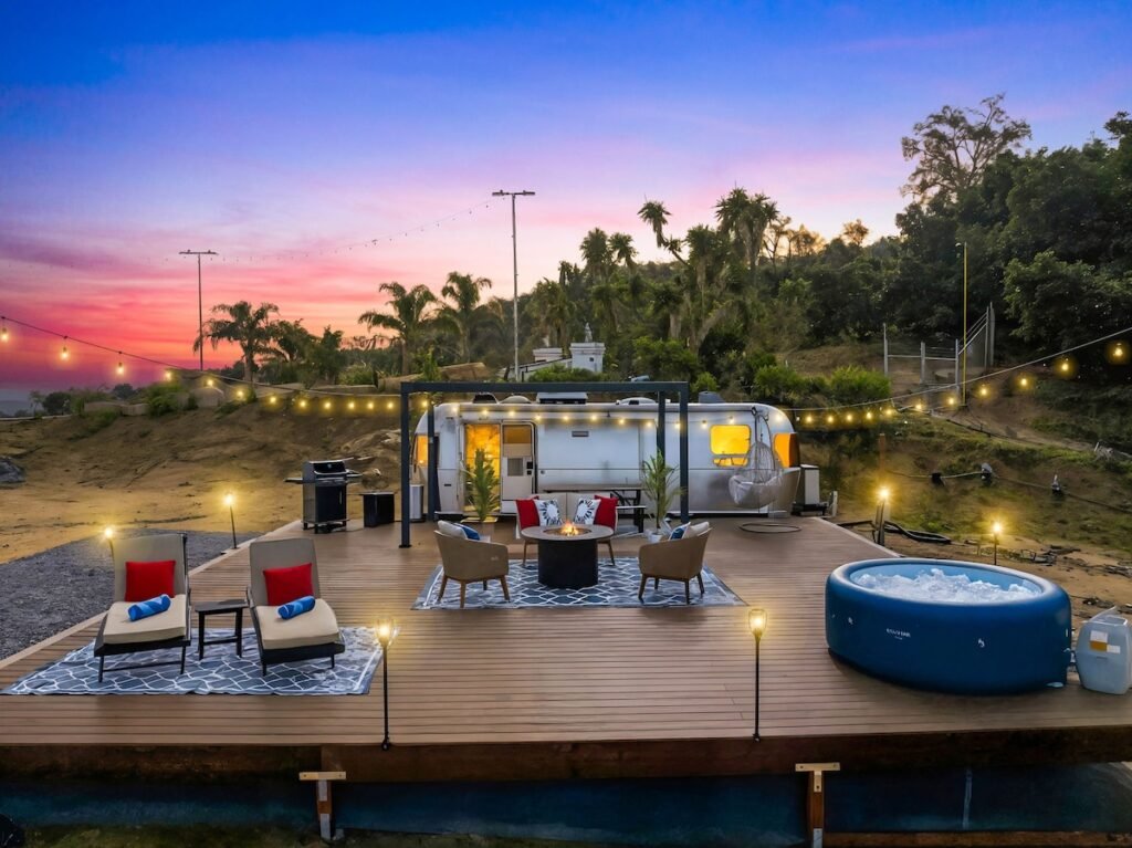 Ultimate Airstream — OMG Views, Hot Tub, Fire Pit photo 1