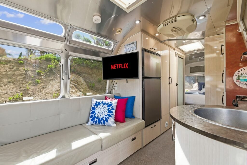 Ultimate Airstream — OMG Views, Hot Tub, Fire Pit photo 54