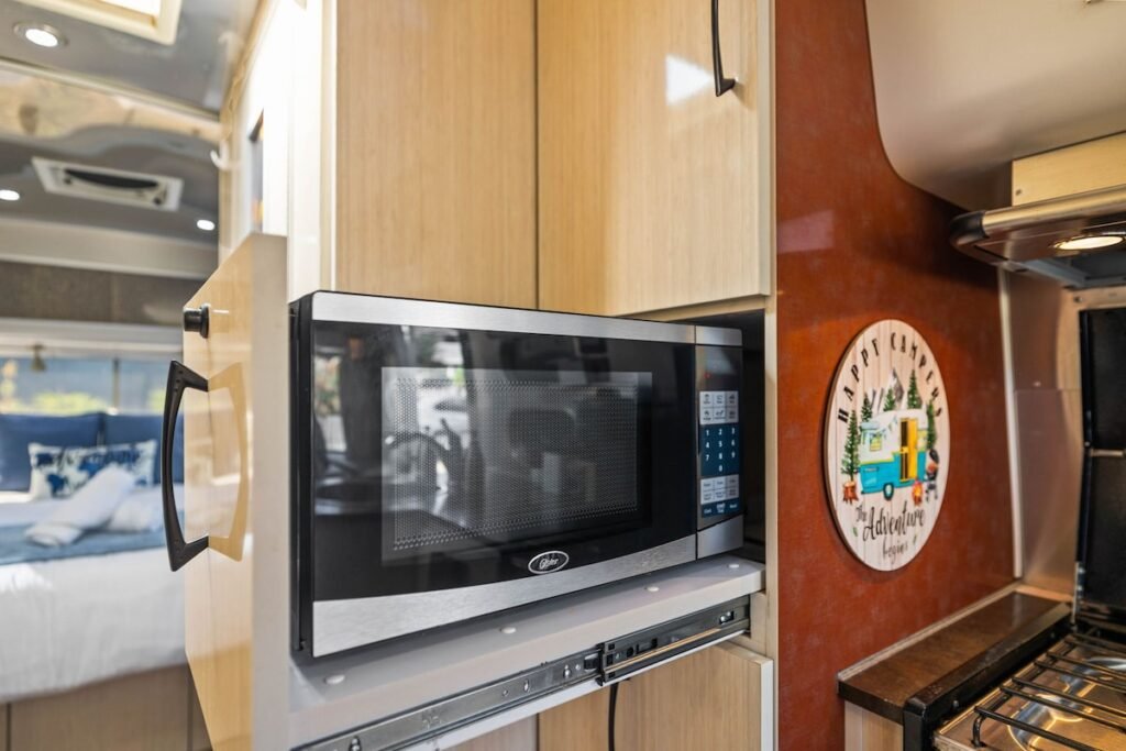 Ultimate Airstream — OMG Views, Hot Tub, Fire Pit photo 61